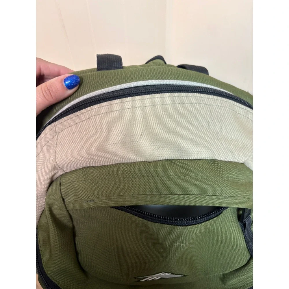 High Sierra Backpack Unisex Large Olive Green Suspension Strap System Utility